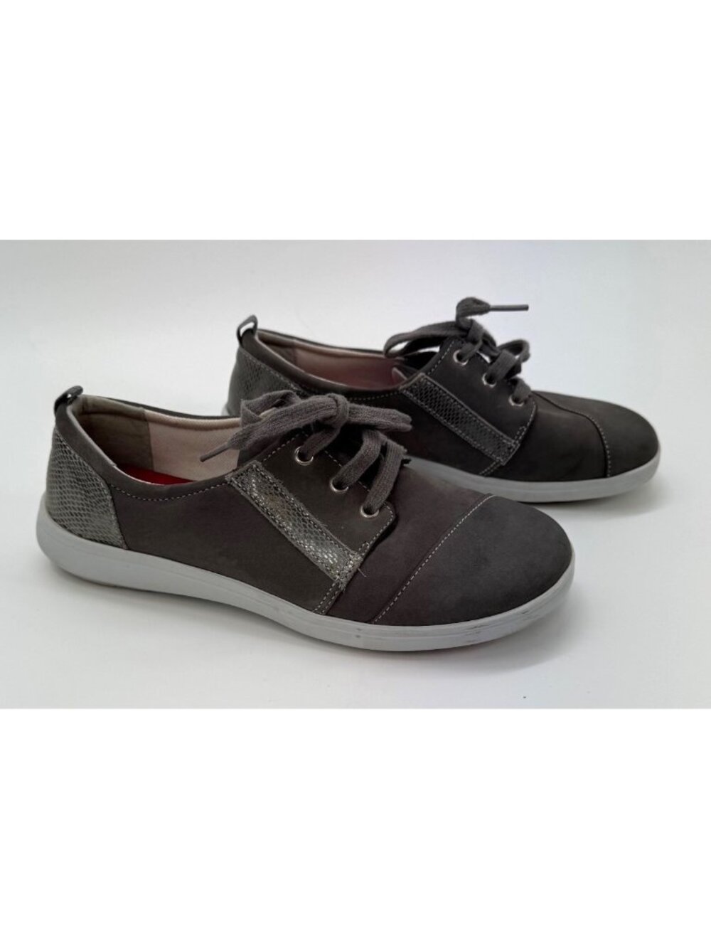 SAS Womens Marnie Gray Casual Lace-Up Shoes Size 6 M Flexible Comfort Made In US
